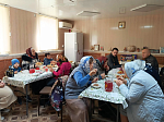 В Калаче ко Дню пожилого человека состоялось просветительское мероприятие на территории храма Вознесения Господня
