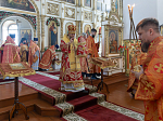 Епископ Россошанский и Острогожский Дионисий совершил Литургию в храме святых апостолов Петра и Павла с. Репьевка