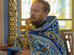 Правящий Архиерей совершил Божественную литургию в храме Покрова Пресвятой Богородицы села Осиковка Кантемировского района