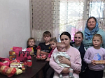 Калачеевское благочиние снова присоединилось к акции «Корзина доброты», направленной на помощь многодетным семьям, пенсионерам и инвалидам
