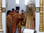 Преосвященнейший епископ Дионисий совершил Божественную литургию в Георгиевском храме села Терновое Острогожского района