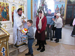 В храме Успения Пресвятой Богородицы города Калач воспитанников Воскресной школы поздравили с Рождеством Христовым