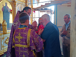 В праздник Изнесения Честных Древ Животворящего Креста Господня в Тихоновском соборном храме г. Острогожска совершено праздничное богослужение
