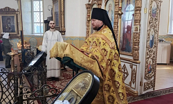 В храме святого мученика Иоанна Воина города Богучар православные встретили Прощеное воскресенье