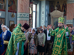 В праздник Входа Господня в Иерусалим епископ Дионисий совершил Божественную литургию в Ильинском кафедральном соборе Россоши