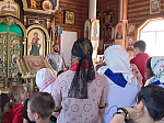 Воспитанники пришкольного лагеря Воробьёвской школы посетили Михайло-Архангельский храм