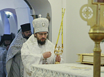 Епископ Россошанский и Острогожский Дионисий совершил Божественную литургию в Казанском храме города Павловска