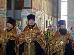 В преддверии престольного праздника Правящий Архиерей совершил всенощное бдение в Свято-Ильинском кафедральном соборе города Россоши