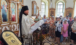 Праздник Преображения Господня молитвенно отметили в храме святого мученика Иоанна Воина города Богучар