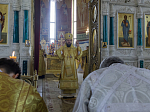 Глава Россошанской епархии совершил молодежную Литургию в Свято-Ильинском кафедральном соборе города Россошь