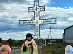 В селе Мамоновка совершено освящение двух поклонных крестов, установленных на границе населенного пункта
