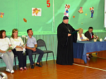 Духовенство Павловского благочиния приняло участие в торжественных линейках, посвященных Дню знаний