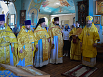 Преосвященнейший Гавриил, епископ Соликамский и Чусовской, совершил Божественную литургию в храме Покрова Пресвятой Богородицы города Павловска