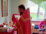 Духовная поддержка в светлый праздник: настоятель храма иконы Божией Матери «Казанская» посетил пансионат в селе Коротояк
