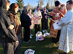Протоиерей Владимир Шереметов совершил Пасхальное богослужение в Михайло-Архангельском храме и молебное пение на сельских приходах