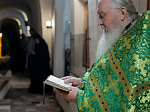 Преосвященнейший Дионисий в день памяти преподобного Серафима Саровского возглавил Божественную литургию в Костомаровском Спасском монастыре