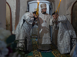 Преосвященнейший епископ Дионисий совершил Божественную литургию в Спасском храме Костомаровского женского монастыря