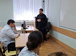 Настоятель храма Всемилостивого Спаса посетил Россошанский медицинский колледж