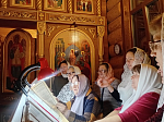 В Богучарском церковном округе торжественно встретили Светлое Воскресение Христово