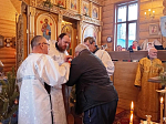 В селе Верхний Мамон прихожане Успенского храма молитвенно отметили праздник Крещения Господня