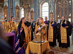 Епископ Россошанский и Острогожский Дионисий сослужил главе Воронежской митрополии за всенощным бдением в канун праздника Собора Воронежских святых