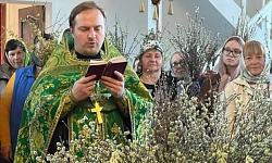 В день Вербного воскресенья в Преображенском храме села Заболотовка состоялось праздничное богослужение