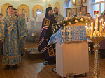 Епископ Дионисий совершил Божественную литургию в Свято-Введенском храме поселка городского типа Ольховатка