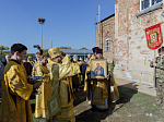 Архипастырь возглавил торжественное богослужение в день престольного праздника храма апостола и евангелиста Иоанна Богослова села Гороховка Верхнемамонского района