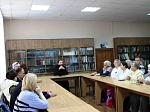 В Острогожской районной библиотеке прошла встреча с иеродиаконом Захарией (Касьяновым), приуроченная к празднику Покрова Пресвятой Богородицы