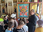 Священнослужитель провел экскурсию для воспитанников пришкольного лагеря МКОУ СОШ №6 города Острогожска