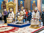 В Покровском соборе города Воронежа совершено соборное богослужение Архипастырей епархий Воронежской митрополии