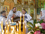 Правящий Архиерей возглавил торжественное богослужение в Свято-Троицком храме села Лозовое Верхнемамонского района
