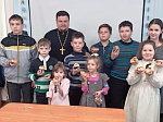 В воскресной школе при храме Вознесения Господня города Калач провели мастер-класс по выпечке жаворонков