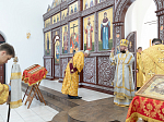 Епископ Россошанский и Острогожский Дионисий совершил Божественную литургию в Воскресенском соборе Белогорского епархиального мужского монастыря