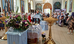 В храме святого мученика Иоанна Воина состоялось торжественное богослужение в честь Успения Пресвятой Богородицы