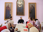 Правящий архиерей провел беседу с прихожанами Ильинского собора