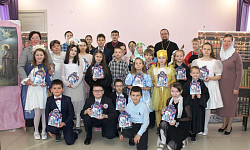 В Духовно-просветительском центре города Острогожска состоялся праздничный спектакль «Тепло Рождественской звезды»