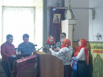 Епископ Россошанский и Острогожский Дионисий совершил Литургию в храме святых апостолов Петра и Павла с. Репьевка