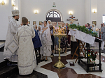 В день престольного праздника Архипастырь совершил Божественную литургию в храме Всемилостивого Спаса города Россошь
