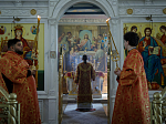 В субботу Светлой седмицы епископ Дионисий совершил Литургию в храме Успения Пресвятой Богородицы города Калач