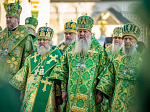 Епископ Россошанский и Острогожский Дионисий сослужил Святейшему Патриарху Кириллу за всенощным бдением в Троице-Сергиевой лавре