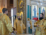 Глава Россошанской епархии возглавил Божественную литургию в день памяти Андрея Первозванного