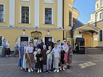 Для воспитанников воскресных школ Калачеевского района была организована паломническая поездка к святыням города Москвы