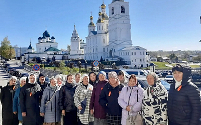 Паломники из Богучарского церковного округа совершили поездку по святым местам: посетили святыни Арзамаса и Дивеева