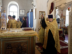 Преосвященнейший Дионисий, епископ Россошанский и Острогожский, совершил всенощное бдение в храме святых апостолов Петра и Павла села Петропавловка