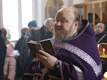 В субботу первой седмицы Великого поста Правящий Архиерей совершил Литургию в Троицком храме пгт Подгоренский