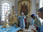 Преосвященнейший епископ Дионисий возглавил торжества престольного праздника храма иконы Божией Матери Казанская поселка Каменка