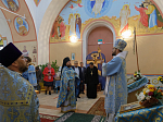 Правящий Архиерей совершил Божественную литургию в храме Покрова Пресвятой Богородицы села Осиковка Кантемировского района