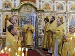 Архипастырь возглавил торжества, посвященные 20-летию со дня Великого освящения храма во имя святителя Митрофана, первого епископа Воронежского села Верхний Мамон