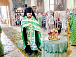 В храме святого мученика Иоанна воина встретили праздник Святой Троицы